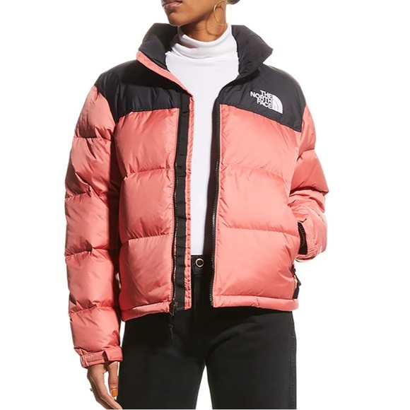 ✨Host Pick✨ North face “1996 Retro Nuptse Jacket” - Picture 2 of 3